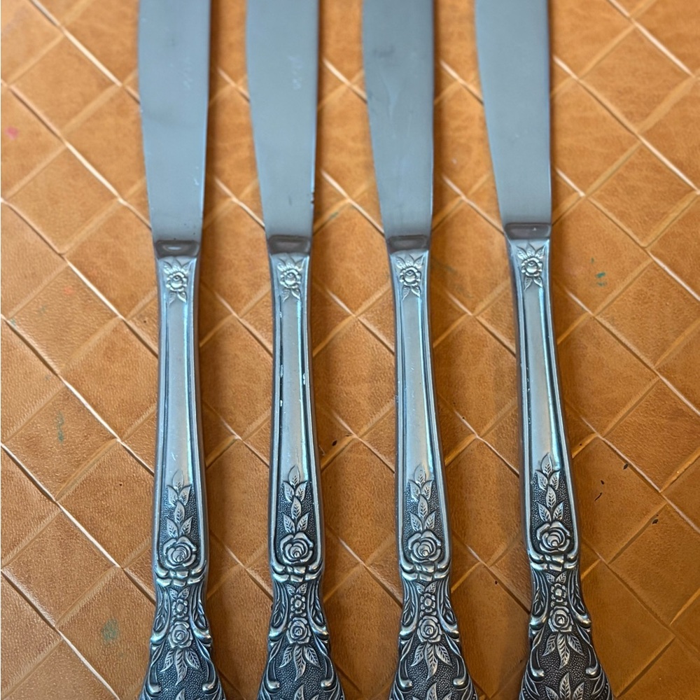 Vtg stainless steel Elegant Silver Floral Handle butter Knives Set